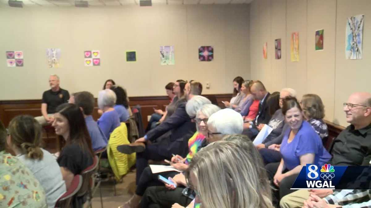 Residents concerned after Warwick school board members met with legal firm