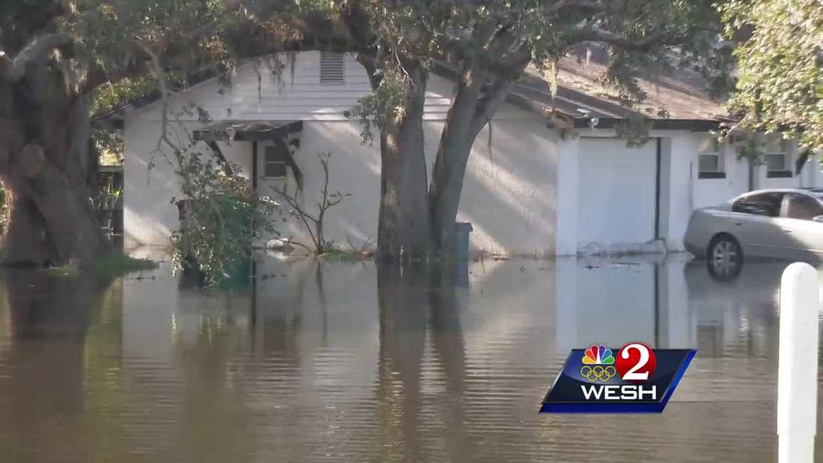 swamp-gas-released-by-irma-debris-causes-foul-odor