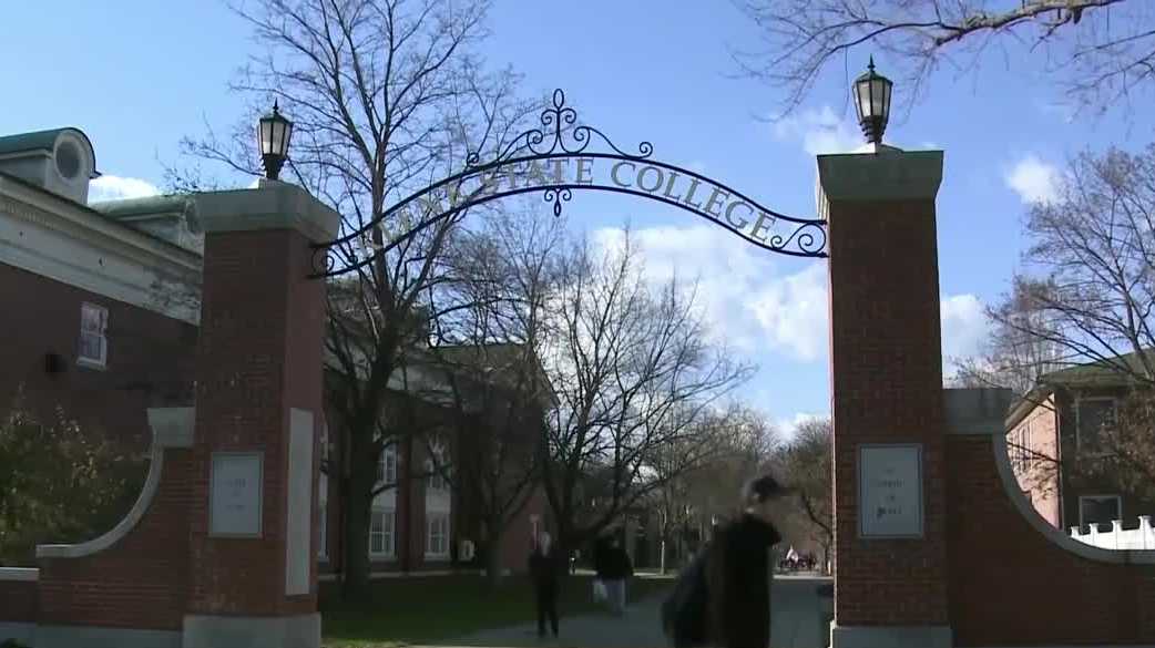 New Hampshire Senate tables bill to require college students to pass civics test