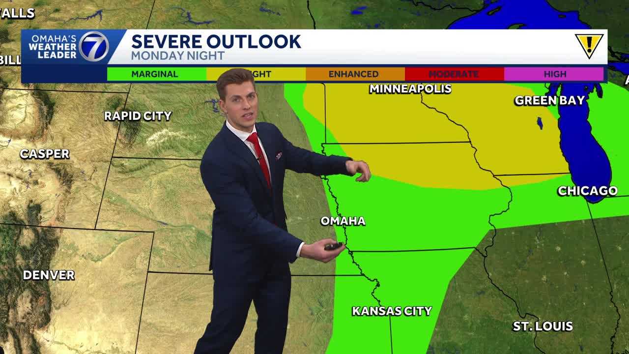 Low chance for storms through Tuesday in Omaha