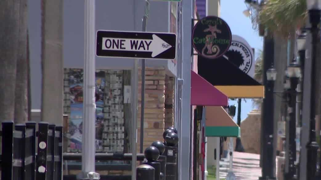 Daytona Beach business owners push to restore two-way traffic on beachside streets