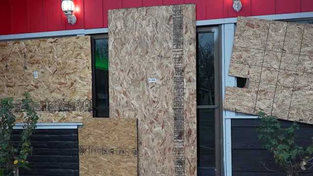 Stockton business owners can apply for help with window repairs - Vimarsana News