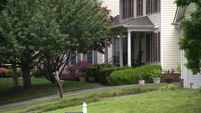 Virginia teenager shot and killed by homeowner while recording TikTok prank video
