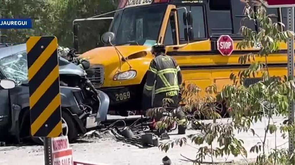 Video shows heroic rescue attempt following fatal school bus crash in Marion County