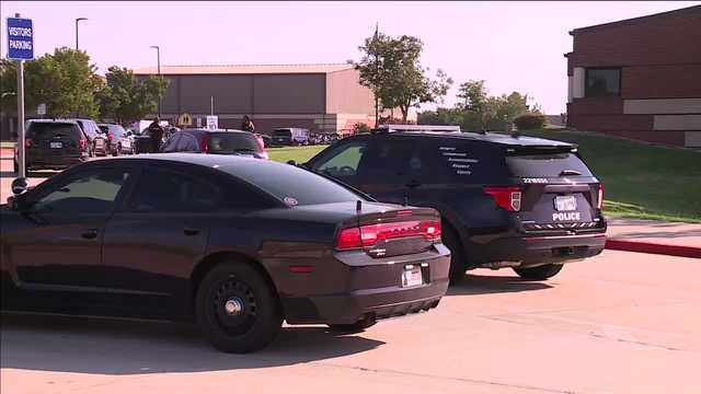 Person in custody after possible bomb threat at Edmond school - Vimarsana News