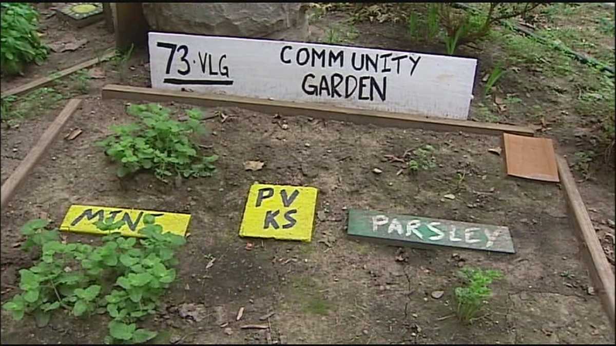 Popup garden adds spice to Prairie Village neighborhood