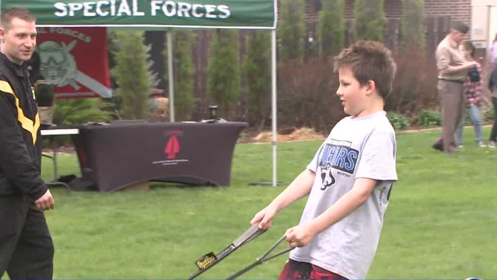 Bellevue University teams up with the Army for recruitment event