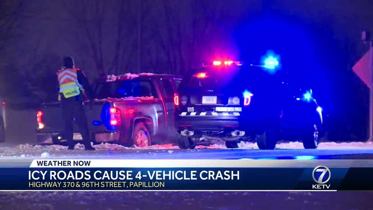 Icy roads cause fourvehicle crash involving Papillion police cruiser