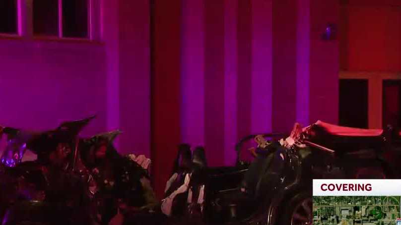 2 people injured after 3-car crash