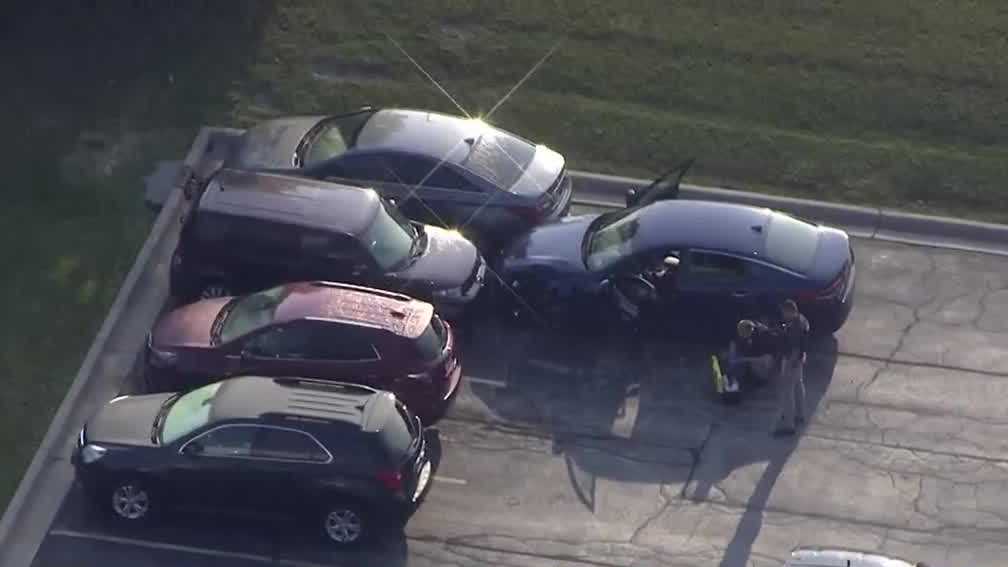 3 juveniles arrested when stolen Kia chased through Brown Deer crashes ...