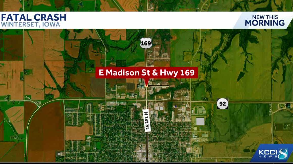 Deadly crash: Iowa man who ran into roadway dies after being hit by truck