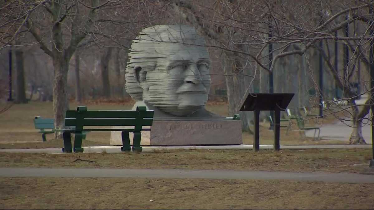Artful Lives: Ralph Helmick