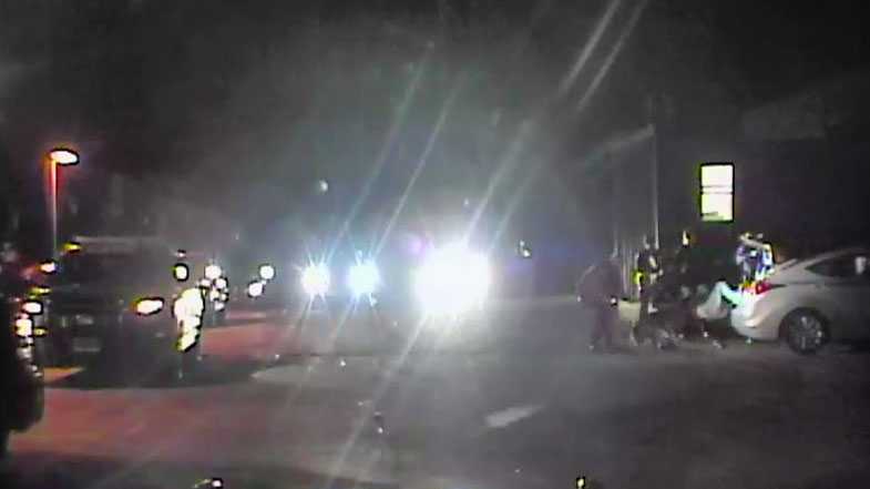 Muskego police K-9 drags wanted man out of trunk of car