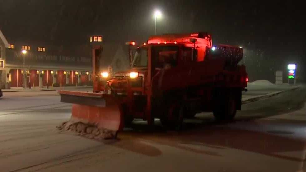 Plows ready as snow falls in NH, transportation officials say