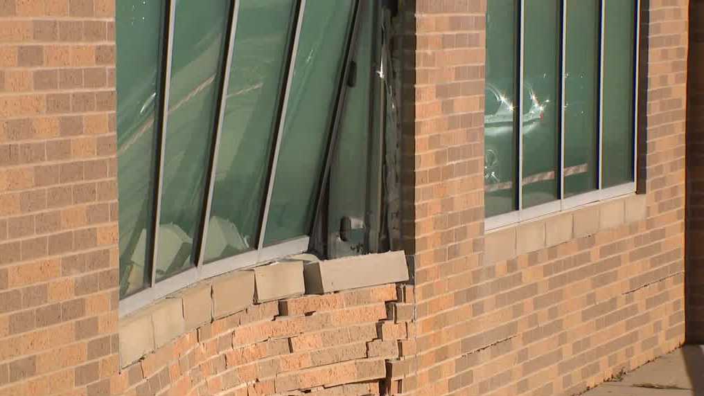 Car crashes into wall of central Iowa urology clinic
