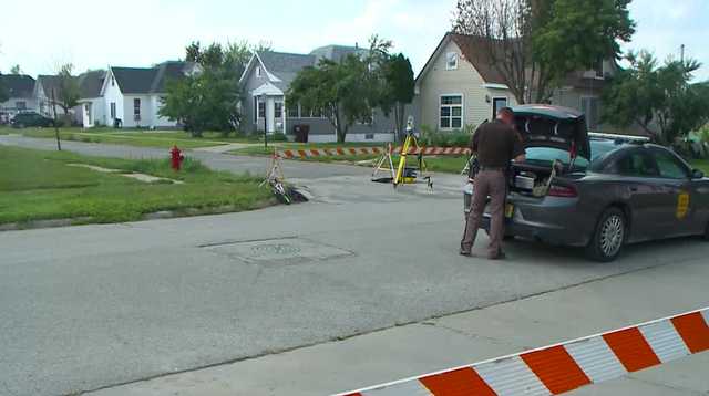 Girl hit by pickup truck while riding her bicycle in Marshalltown - Vimarsana News