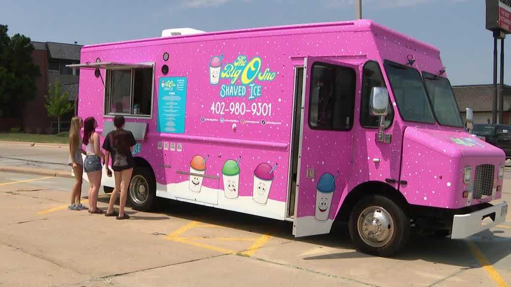'It's 100 degrees in here': Sno Cone truck, restaurants struggle to beat extreme heat