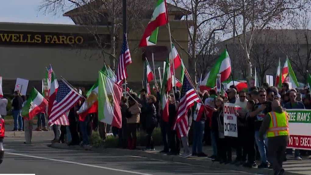 Iranian Americans in Sacramento rally amid global protests