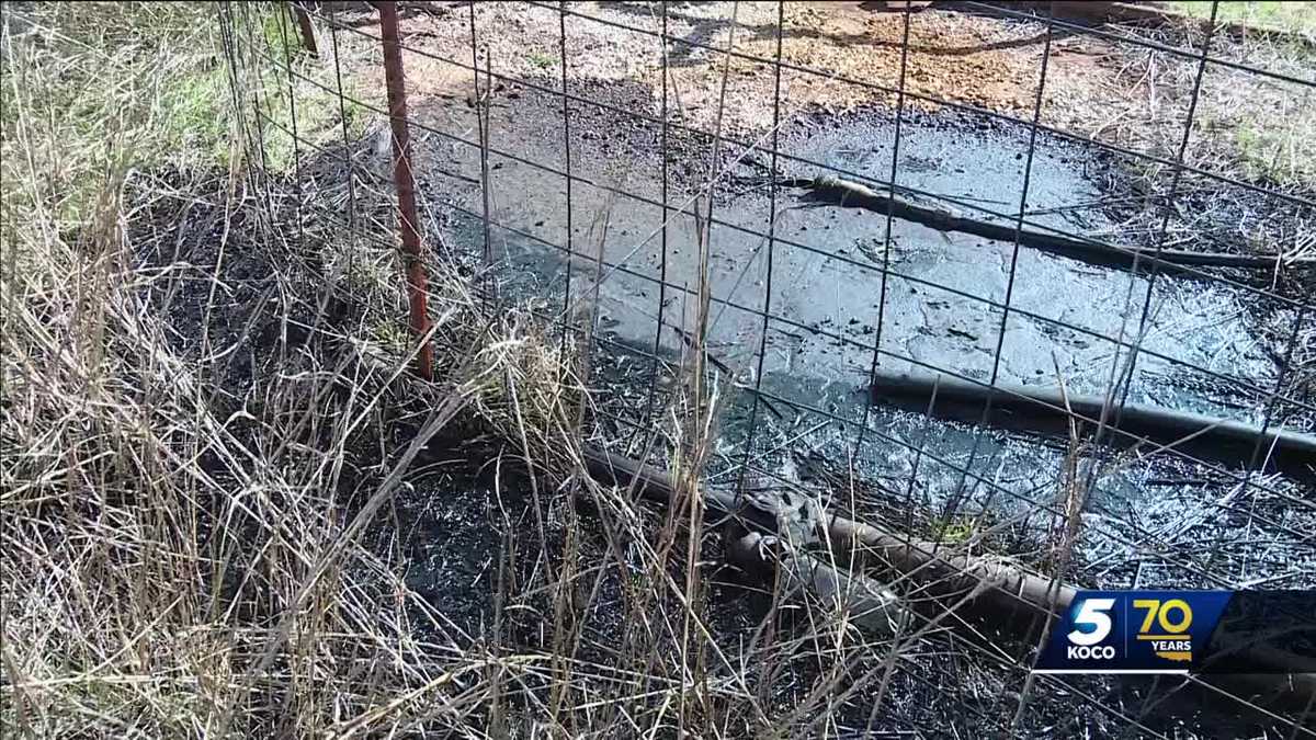 Hundreds of gallons of oil spilled into a creek in Perry