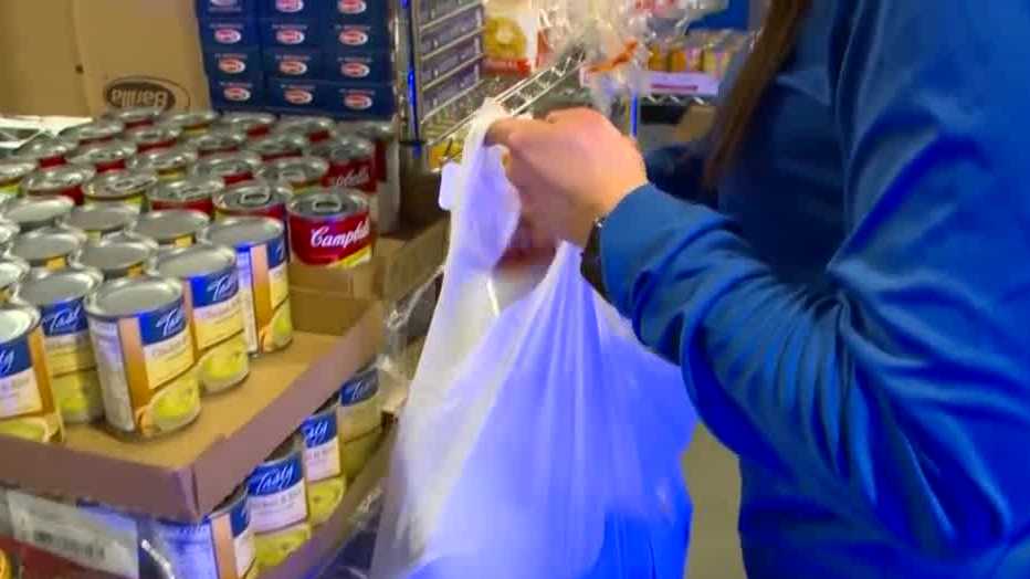 Pressure continues to mount for Iowa food pantries