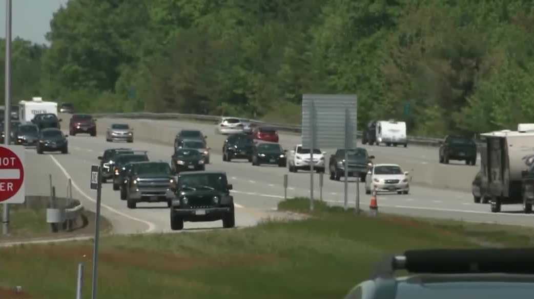 NH police officers prepare for busy weekend on the roads