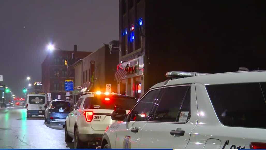 Des Moines police report 2 New Year’s Eve stabbings on same street