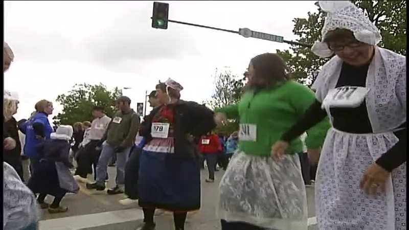 KCCI archives: Clog dancers break a world record in Pella