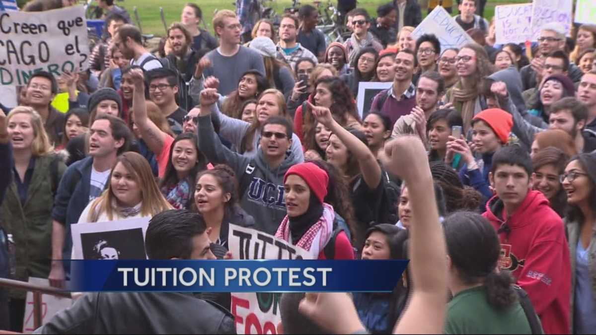 Students protest proposed UC tuition hike