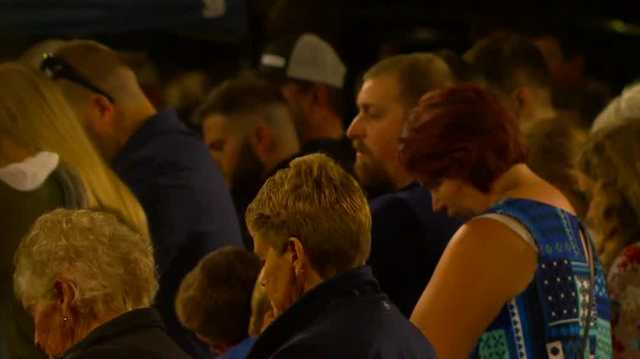 Hundreds gather at vigil for slain Algona police officer Kevin Cram - Vimarsana News
