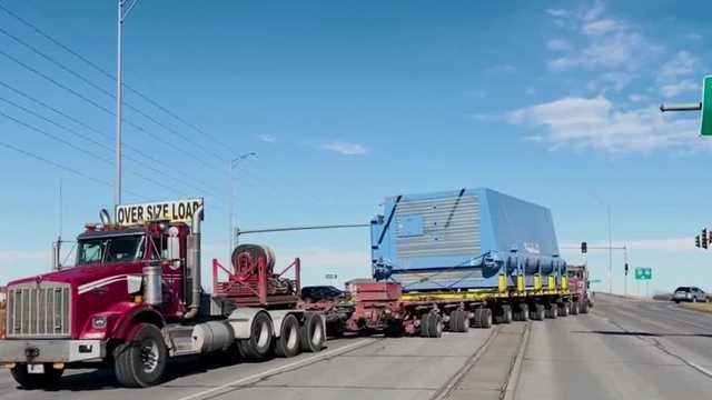 Oversize load slows traffic in the Des Moines metro - Vimarsana News