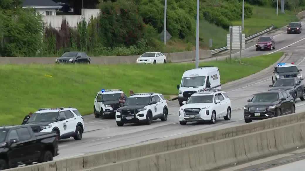 Driver dies in crash after vehicle hydroplanes on Interstate 235