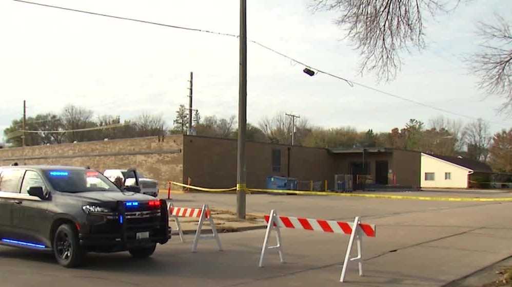 Suspect in deadly Iowa Fareway shooting was barred from having a gun
