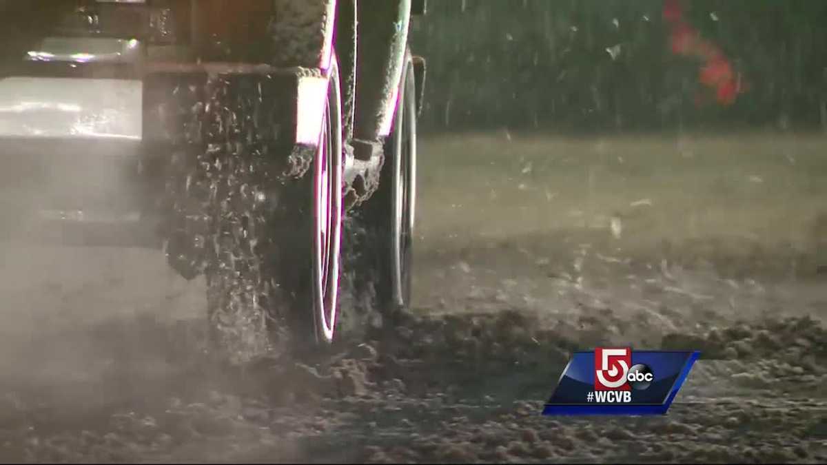 Snow, ice making for slick roads across New England