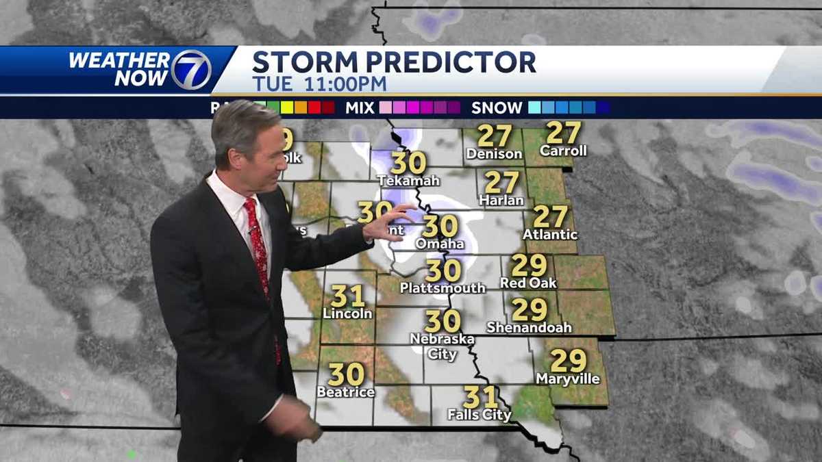 Omaha weather: Snow chance early, late Tuesday