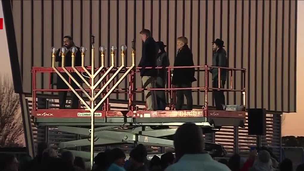 Oklahoma City menorah lighting unites community after Australia tragedy