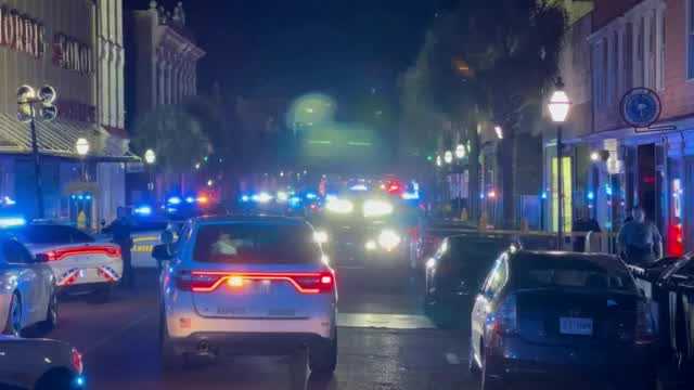 Shooting in downtown Charleston leaves 5 people injured, police say