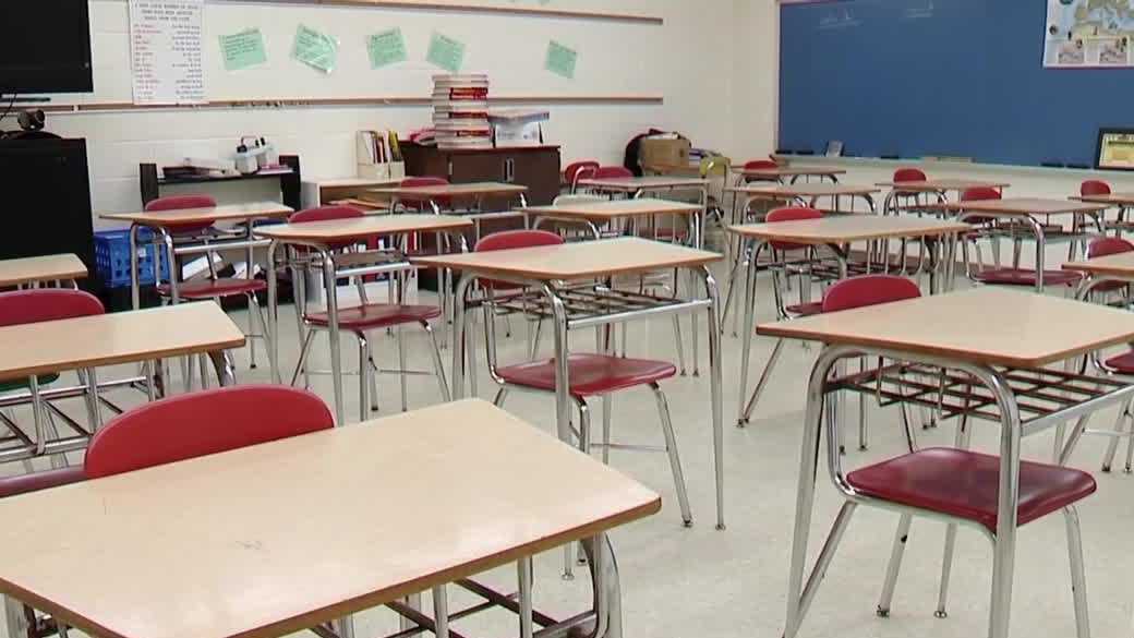 Iowa educators sue Board of Educational Examiners in connection to social media posts