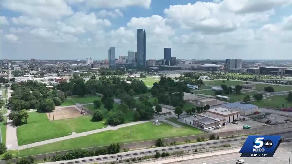 College Football Playoff draws record crowds to Oklahoma City