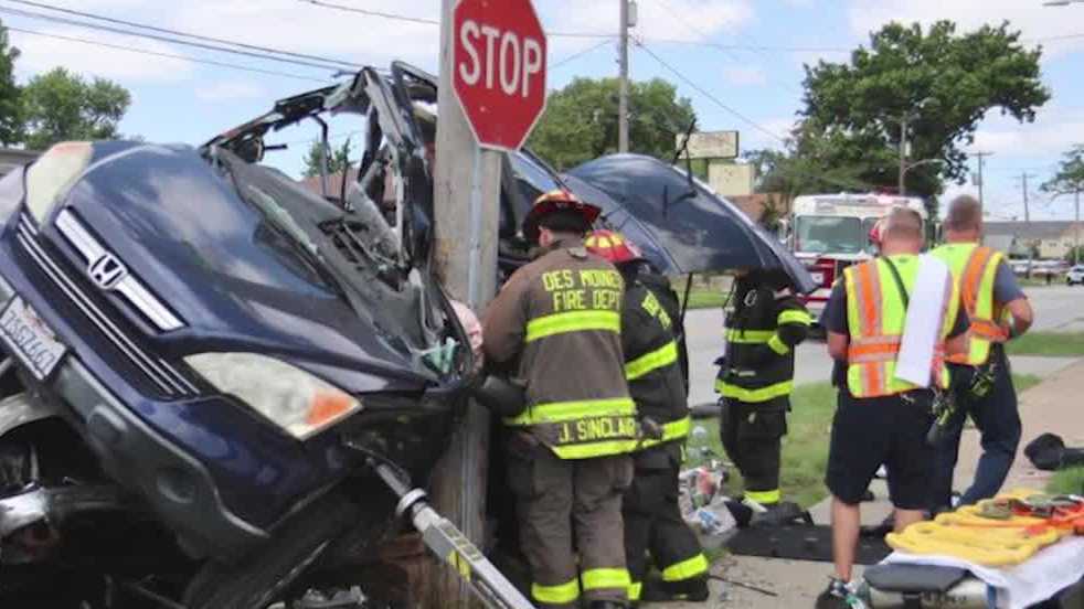 Drivers remain hospitalized following severe crash on SW 9th Street