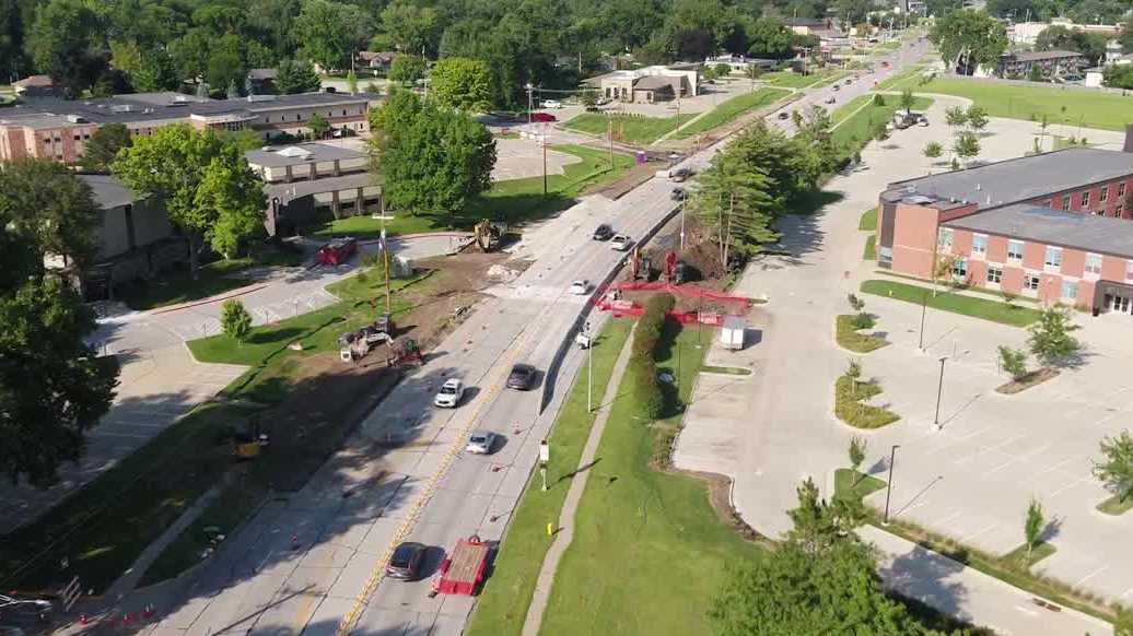 Busy Grand Avenue project puts school traffic to the test