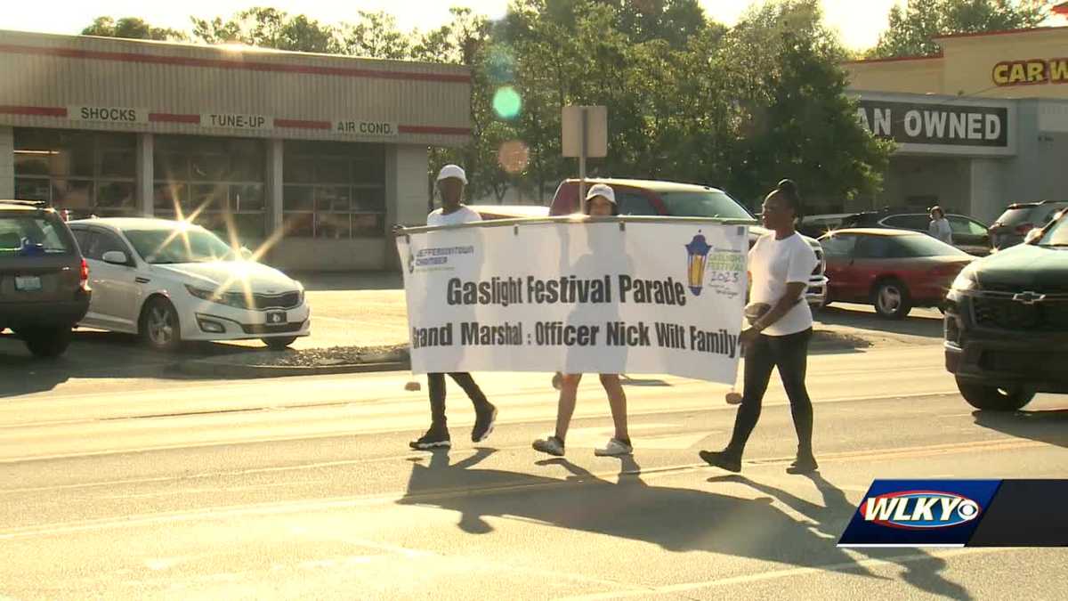 Jeffersontown's Gaslight Festival hosts annual parade