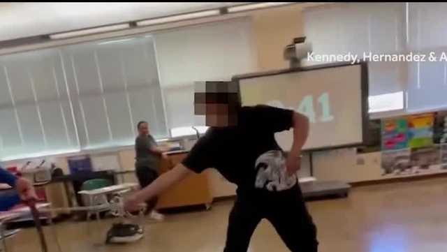 Albuquerque schools sued over students fighting with swords - Vimarsana News