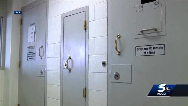 Oklahoma City police issue warrant accused of raping inmate - Vimarsana News