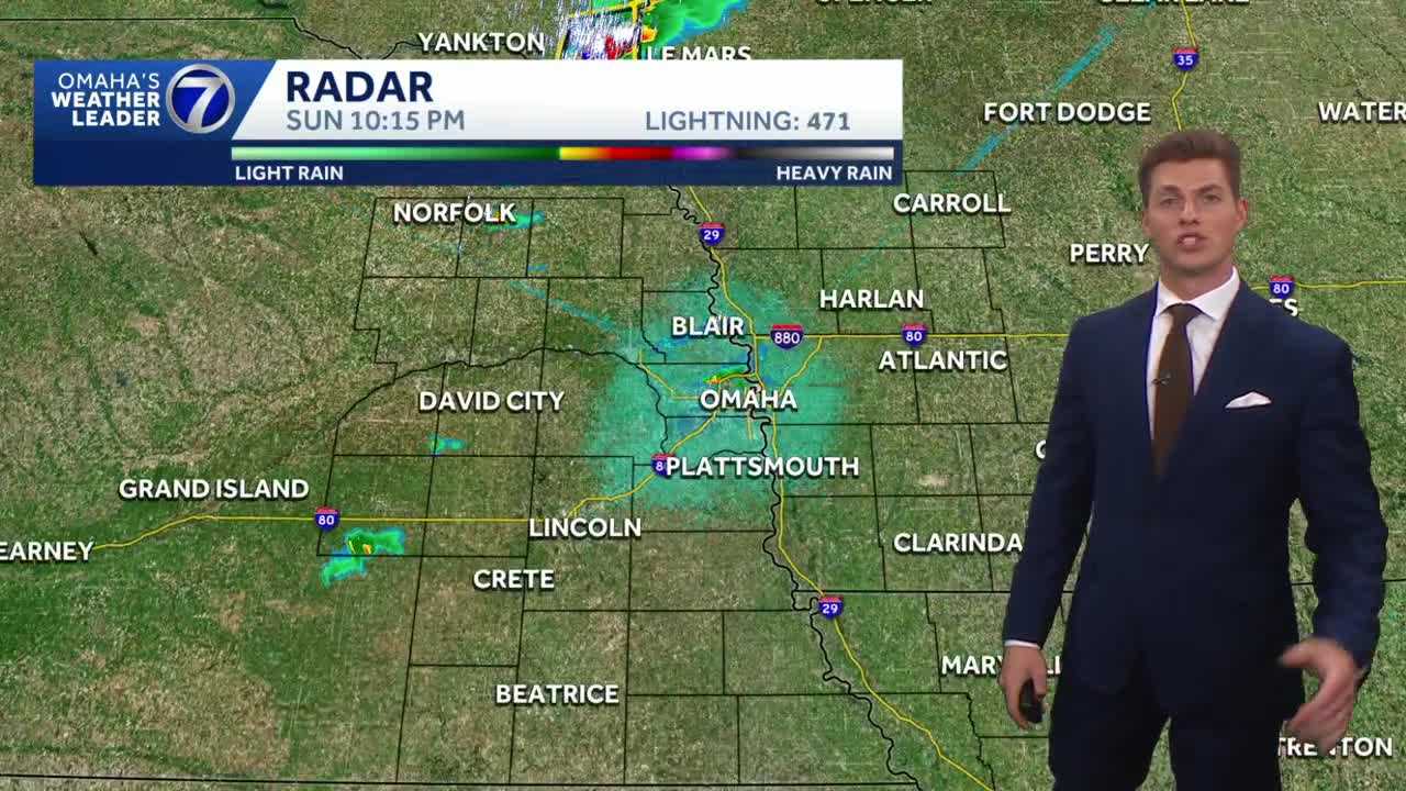 Weak and very isolated thunderstorms Sunday night