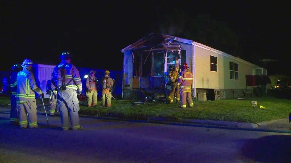 No injuries in overnight house fire