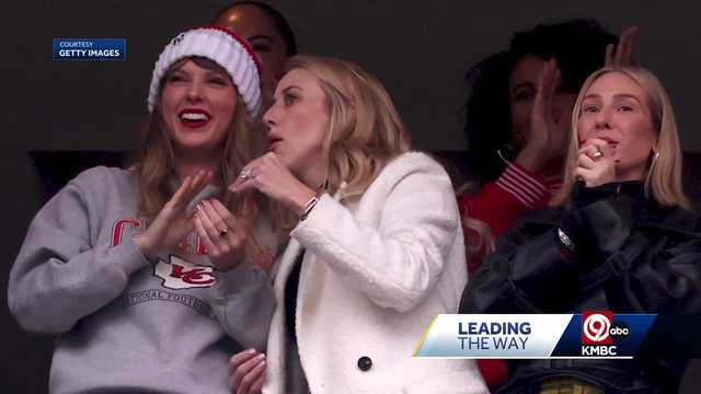 Local store sells sweatshirts to Taylor Swift - Vimarsana News