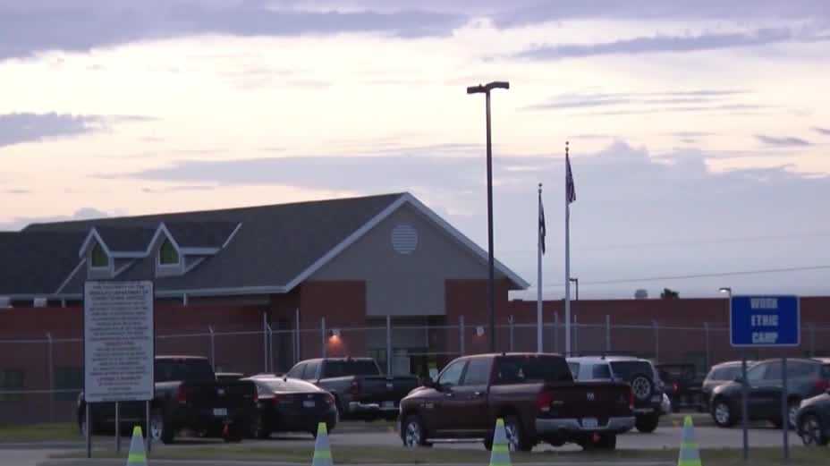 Judge hears arguments over lawsuit against ICE detention facility in Nebraska