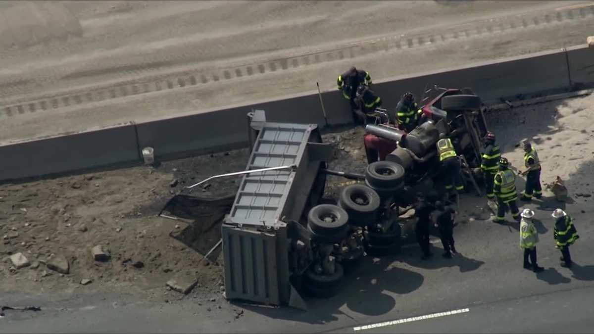 Dump truck spills load on Route 128 in Lexington