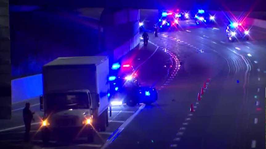 Pedestrian struck, killed on I-43 in Milwaukee; freeway reopens - WISN