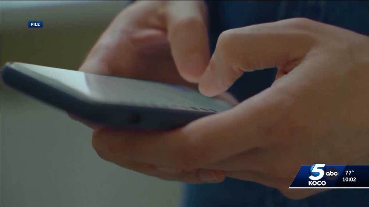 Oklahoma City schools implement new cellphone policy for students